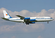 Boeing 707-3K1C (YR-ABB)