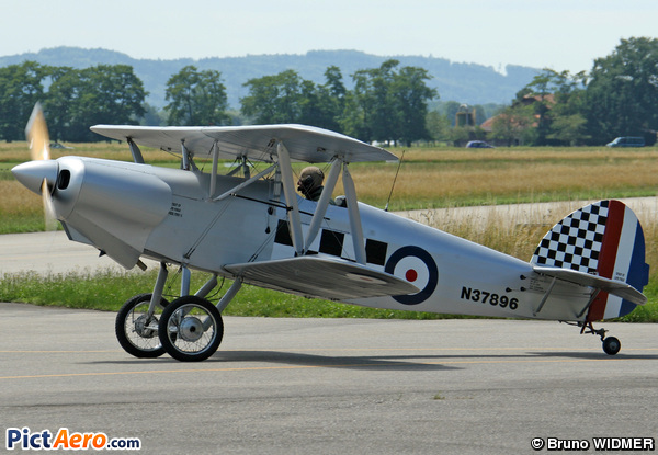 Hawker Fury II (Private / Privé)