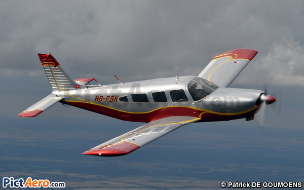 Piper PA-32R-300 Cherokee Lance (AéroFormation B. Hanhart)
