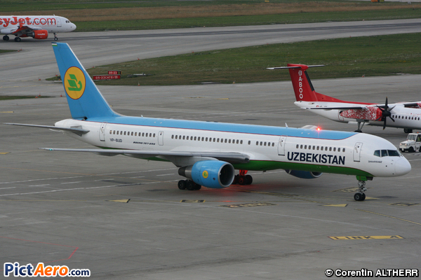 Boeing 757-204 (Uzbekistan Airways)