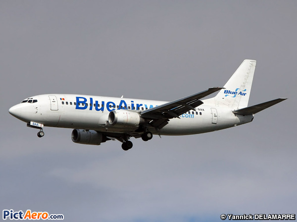 Boeing 737-33A (Blue Air)