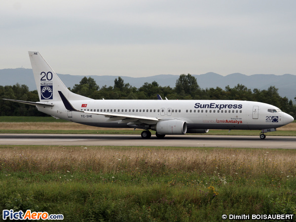 Boeing 737-8HX/WL (SunExpress)