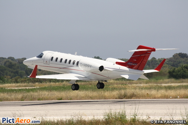 Learjet 40 (TAG Aviation )