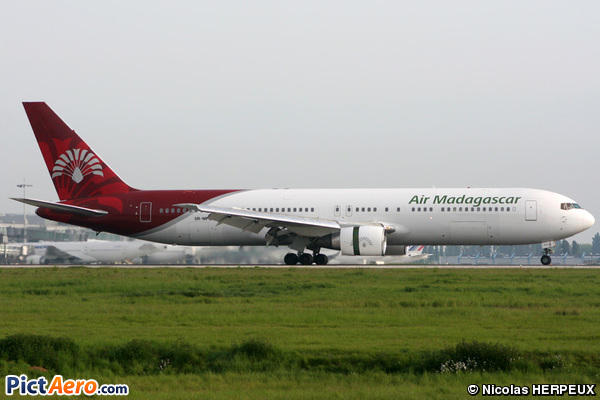 Boeing 767-383/ER (Air Madagascar)
