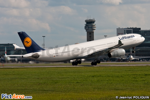 Airbus A330-303X (Lufthansa)