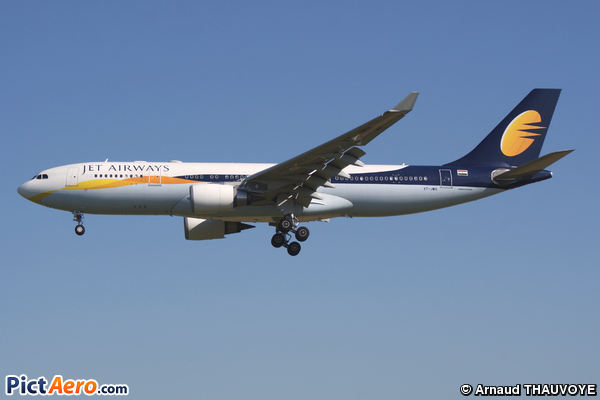 Airbus A330-223 (Jet Airways)