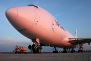 Boeing 747-228F/SCD (A6-MDG)