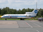 Yakovlev Yak-42D (RA-42363)