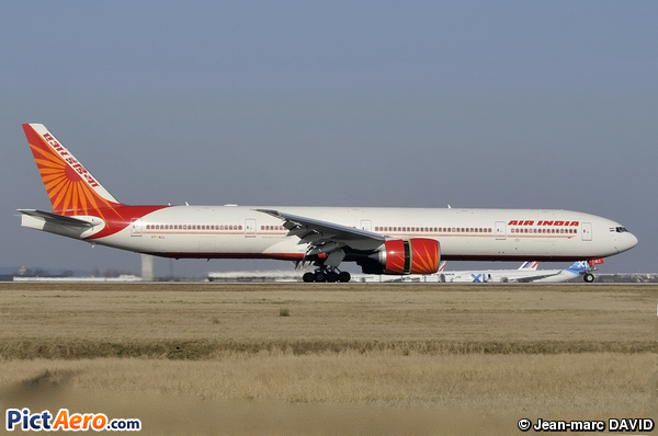 Boeing 777-337/ER (Air India)