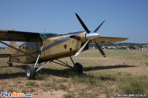 Pilatus PC-6/B2-H4 Turbo Porter (Révolution'Air SARL)