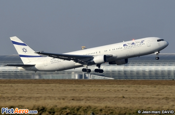 Boeing 767-330/ER (El Al Israel Airlines)