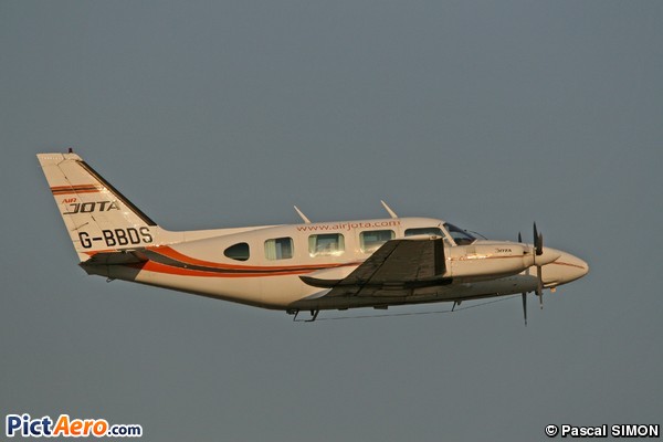 Piper PA-31 Navajo Turbo B (Air Jota Ltd.)