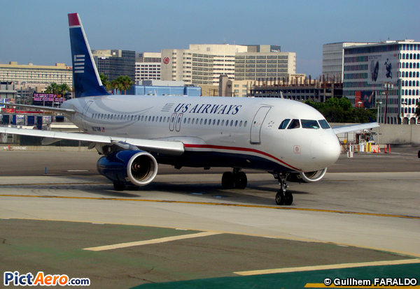 Airbus A320-231 (America West Airlines)