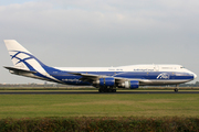 Boeing 747-329F/SCD (VP-BIC)