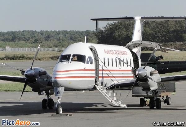 Beech 1900D (Atlantique Air Assistance)