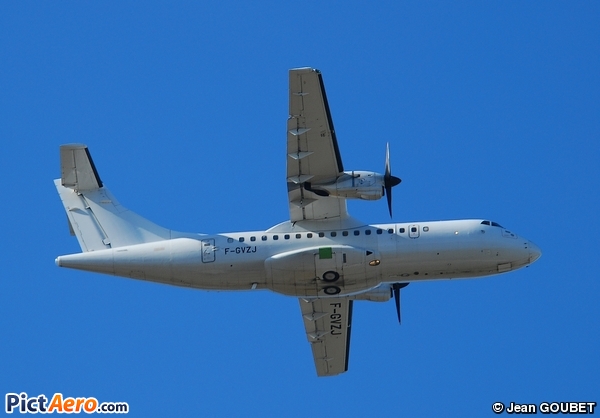 ATR 42-320 (Airlinair)