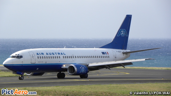 Boeing 737-33A (Air Austral)