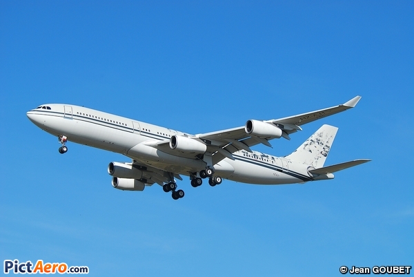 Airbus A340-211 (Saudi Arabia - Royal Flight)