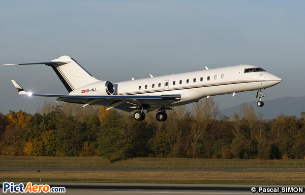 Bombardier BD-700-1A10 Global Express (Execujet Charter AG)