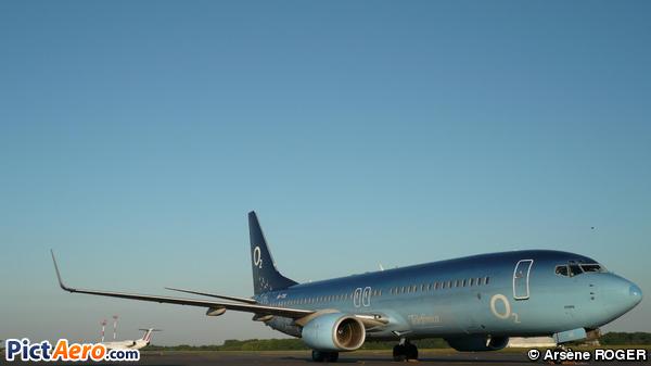 Boeing 737-86Q/WL (Travel Service)