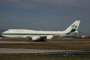 Boeing 747-4J6