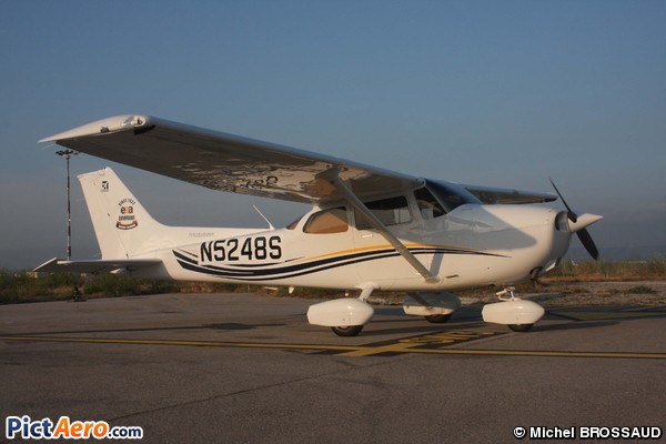 Cessna 172R Skyhawk ( E.A.A - Egyptian Aviation Academy)