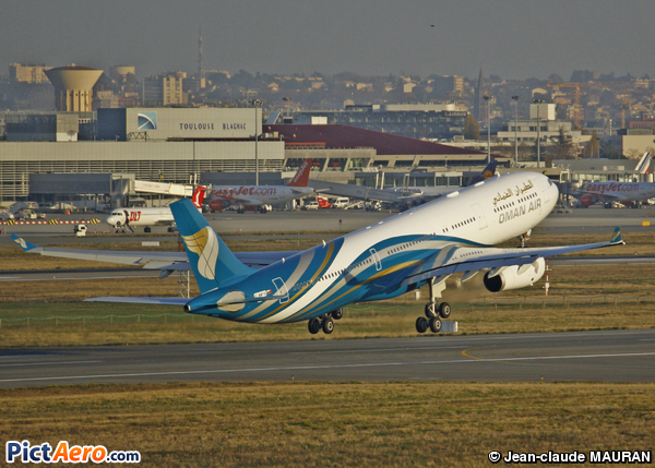 Airbus A330-343X (Oman Air)