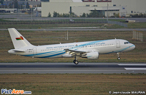 Airbus A320-212 (Oman - Air Force)