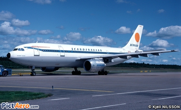 Airbus A300B2-320 (Scanair)