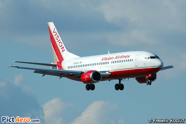 Boeing 737-3T0 (Vision Airlines)