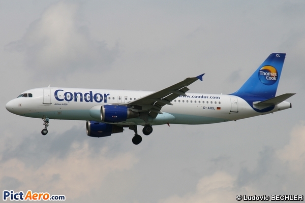 Airbus A320-212 (Condor)