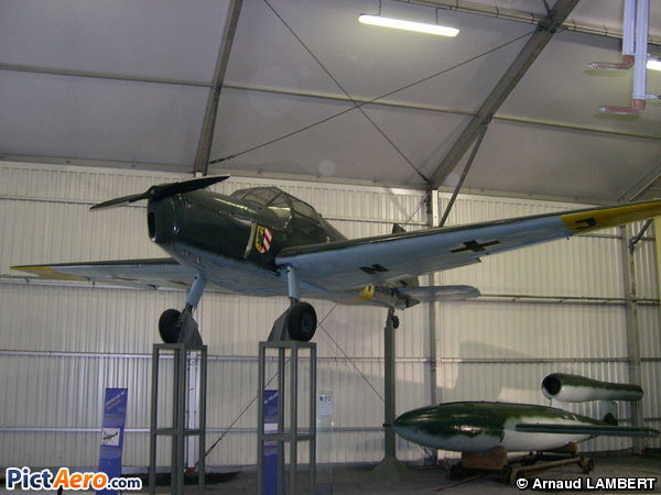 Bu-181 C3 Bestmann (Musée de l'Air et de l'Espace du Bourget)