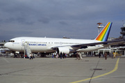 Boeing 767-2Q4 (N8277V)