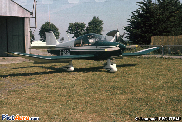 Robin DR-340 (Aéroclub des Deux-Sèvres)