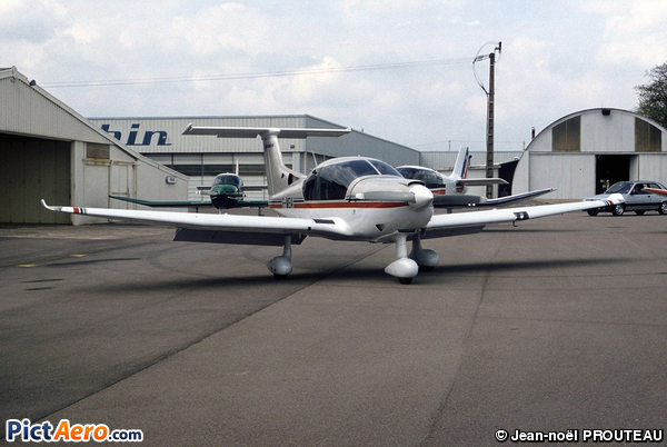 Robin R3000-V6-PRV (SA Avions Pierre Robin)