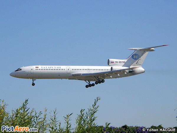 Tupolev Tu-154M (Tatarstan Airlines)