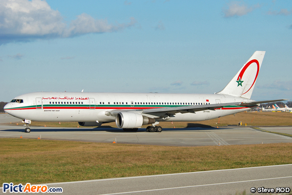 Boeing 767-328/ER (Royal Air Maroc (RAM))