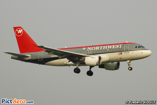 Airbus A319-114 (Northwest Airlines)