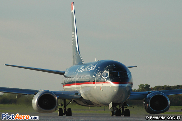 Boeing 737-3B7 (US Airways)