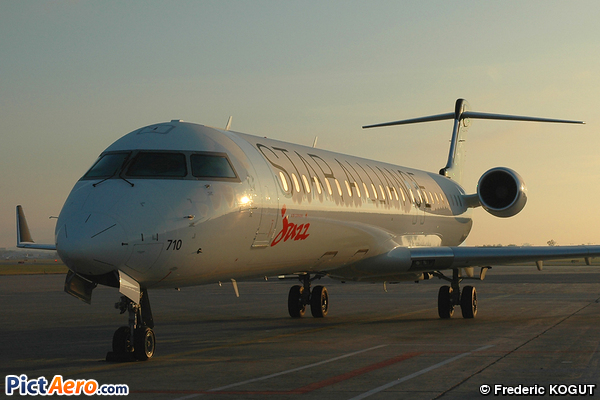 Bombardier CRJ-705LR (Air Canada Jazz)