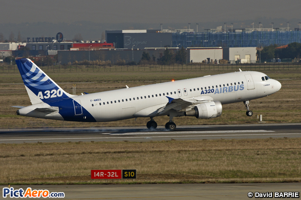 Airbus A320-211 (Airbus Industrie)