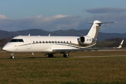 Bombardier Challenger 850 (Canadair CL-600-2B19 Challenger 850) (OE-ISA)