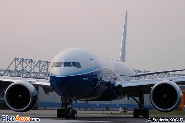 Boeing 777-240/LR (Boeing Company)