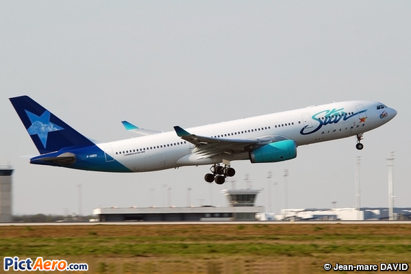 Airbus A330-243 (Star Airlines)
