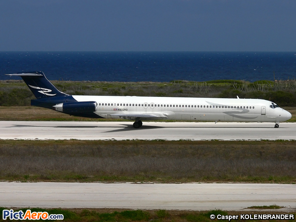 McDonnell Douglas MD-82 (DC-9-82) (Ryan International Airlines)