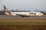 Boeing 737-94X/ER (TC-SKP)