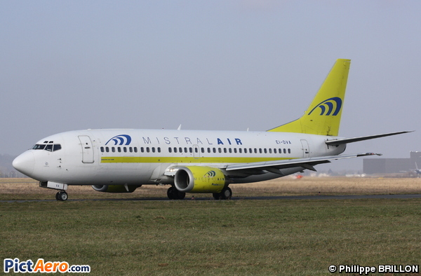Boeing 737-36E/QC (Mistral Air)