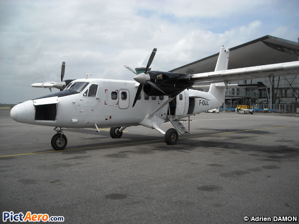 De Havilland Canada DHC-6-300 Twin Otter (Air Guyane)