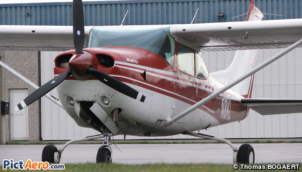 Cessna TR182 Turbo Skylane RG (Feral)