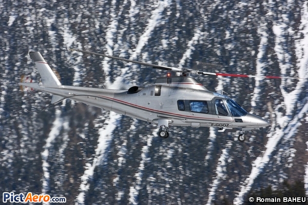 Agusta A-109 E Power (Skycam Hélicoptères)